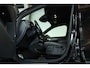 Volvo XC40 T2 R-Design | Adaptieve cruise control | High Performance audio | Achteruitrijcamera | Keyless Entree | | BLIS | Parkeersensoren voor + achter |