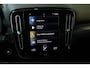 Volvo XC40 T2 R-Design | Adaptieve cruise control | High Performance audio | Achteruitrijcamera | Keyless Entree | | BLIS | Parkeersensoren voor + achter |