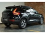 Volvo XC40 T2 R-Design | Adaptieve cruise control | High Performance audio | Achteruitrijcamera | Keyless Entree | | BLIS | Parkeersensoren voor + achter |