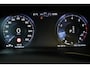 Volvo XC40 T2 R-Design | Adaptieve cruise control | High Performance audio | Achteruitrijcamera | Keyless Entree | | BLIS | Parkeersensoren voor + achter |