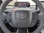 Toyota BZ4X Touring Dynamic 75 kWh NIEUW DIRECT LEVERBAAR! 360° CAMERA STOEL/STUURVERW WARMTEPOMP BLIND SPOT EL-ACHTERKLEP KEYLESS NAVI PARK-SENSOREN APPLE/ANDROID