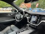 Volvo V60 2.0 T4 R-Design Black Edition Dealer Onderhouden