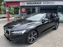 Volvo V60 2.0 T4 R-Design Black Edition Dealer Onderhouden