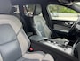 Volvo V60 2.0 T4 R-Design Black Edition Dealer Onderhouden