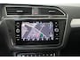 Volkswagen Tiguan 1.5 TSI Comfortline Business Trekhaak | Navigatie | Parkeercamera | Lichtmetalen Velgen