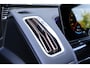 Mercedes-Benz EQC 400 4MATIC Business Solution AMG 80 kWh Rijklaarprijs-Garantie SOH 94.42 Panorama dak Trekhaak Camera Led Sport interieur
