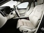 Volvo XC60 2.0 T6 Plug-in hybrid AWD Plus Bright 350PK SOH 95,9% | Elek. Trekhaak | Panoramadak | Adaptieve Cruise Control | Memory Seats | Leder| Dodehoekdetectie
