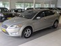 Ford Mondeo 2.0-16V Limited Airco, Cruise Control, Stuurbekrachtiging