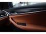 BMW 5-Serie Touring 530e M-Sport | Leer | CarPlay | Ambient | Stoelverwarming | Sensoren | DAB | LED