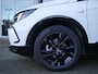 Opel Grandland 1.2 Turbo GS Black Pack | Automaat | Stoel en stuurverwarming | Navigatie | Achteruitrijcamera | Comfort stoelen | Adaptive cruise control | Parkeersensoren voor en achter | Led verlichting | Climate control