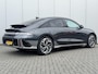 Hyundai Ioniq 6 Connect 77.4 kWh / SOH 100% / Fabrieksgarantie tot 11-2028 / Wit Leder / 20 Inch All Season / Stoelverkoeling / Stoelverwarming Voor + Achter / Stuurverwarming / Elek. Bedienbare Bestuurdersstoel /