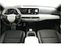 Kia EV4 Fastback GT-PlusLine 81.4 kWh - *DEMO* - Head-up Display - 360 Camera - Stoelverwarming/ventilatie - Glazen Schuif-/kanteldak - Elektrisch verstelbare voorstoelen - Dodehoekcamera - Fabrieksgarantie tot 2032 Direct leverbaar!