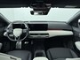 Kia EV4 Fastback GT-PlusLine 81.4 kWh FULL OPTIONS - *DEMO* - Head-up Display - 360 Camera - Stoelverwarming/ventilatie - Glazen Schuif-/kanteldak - Elektrisch verstelbare voorstoelen - Dodehoekcamera - Fabrieksgarantie tot 2032 Direct leverbaar!