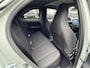 Toyota Aygo X HYBRID 115 PULSE NIEUW & DIRECT LEVERBAAR!! CLIMA NAVI APPLE/ANDROID PARKCAMERA PRIVACY-GLASS LED VERLICHTING LM-VELGEN