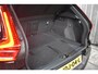 Volvo XC40 B4 197PK Plus Dark | Trekhaak | Allseason Banden |19'' | Verwarm