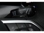 Volkswagen Golf 8.5 1.5 eHybrid GTE 272 Pk | Panorama dak | Stoel/Stuur verwarming | 360* Camera | Schuif/Kantel dak | Adaptive cruise controler | Keyless start | Apple CarPlay/Android Auto | Draadloze telefoonlader | IQ.Lights | Climate controle | Parkeersensoren V+A | Navigatie |