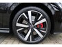 Volkswagen Golf 8.5 1.5 eHybrid GTE 272 Pk | Panorama dak | Stoel/Stuur verwarming | 360* Camera | Schuif/Kantel dak | Adaptive cruise controler | Keyless start | Apple CarPlay/Android Auto | Draadloze telefoonlader | IQ.Lights | Climate controle | Parkeersensoren V+A | Navigatie |