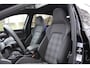 Volkswagen Golf 8.5 1.5 eHybrid GTE 272 Pk | Panorama dak | Stoel/Stuur verwarming | 360* Camera | Schuif/Kantel dak | Adaptive cruise controler | Keyless start | Apple CarPlay/Android Auto | Draadloze telefoonlader | IQ.Lights | Climate controle | Parkeersensoren V+A | Navigatie |