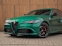 Alfa Romeo Giulia 2.9 V6 Quadrifoglio | Akrapovic | Carbon stoelen | Harman/Kardon | Facelift | Adapt. cruise