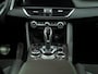 Alfa Romeo Giulia 2.9 V6 Quadrifoglio | Akrapovic | Carbon stoelen | Harman/Kardon | Facelift | Adapt. cruise