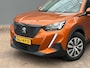 Peugeot 2008 1.2 Active Trekhaak | Stoeverwarming | Airco | Cruise Control | Carplay | DAB | | Airco (automatisch) | Apple Carplay/Android Auto|telefoonintegratie premium | Cruise control