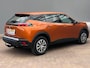 Peugeot 2008 1.2 Active Trekhaak | Stoeverwarming | Airco | Cruise Control | Carplay | DAB | | Airco (automatisch) | Apple Carplay/Android Auto|telefoonintegratie premium | Cruise control