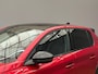 Peugeot 208 Hybrid 136 e-DCS6 GT vol! | Panorama Dak | Camera | Alcantara | Elek. Stoel met Massage | All-Season Banden | Digitaal Dashboard | Achteruitrijcamera | Apple Carplay/Android Auto|telefoonintegratie premium | Camera voor