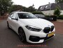 BMW 1-Serie 118i SPORTLINE / CRUISE / STOELVERWARMING / SPORTSTOEL / 17''