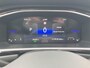 Volkswagen T-Roc 1.5TSI/150PK R-Line DSG · Panoramadak · Trekhaak · Camera + Parkeersensoren · Stoelverwarming · Garantie t/m 17-12-2026