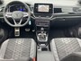 Volkswagen T-Roc 1.5TSI/150PK R-Line DSG · Panoramadak · Trekhaak · Camera + Parkeersensoren · Stoelverwarming · Garantie t/m 17-12-2026