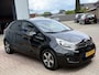 Kia Rio 1.2 CVVT Design Edition | AIRCO | CRUISE | PDC | LICHTMETAAL VELG | NW APK |
