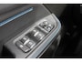 Lynk & Co 01 261PK Automaat Adaptieve Cruise Control / Elektrisch verstelbare voorstoelen / BLIS / Stoelverwarming / Climate Control / Parkeersensoren met 360 gradencamera / Regensensor