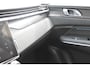 Lynk & Co 01 261PK Automaat Adaptieve Cruise Control / Elektrisch verstelbare voorstoelen / BLIS / Stoelverwarming / Climate Control / Parkeersensoren met 360 gradencamera / Regensensor