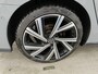 Volkswagen Golf Variant 1.5 eTSI R-Line