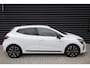 Mitsubishi Colt 1.6 HEV Instyle Automaat, Meest luxe versie