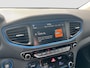 Hyundai Ioniq 1.6 GDi HEV 141pk Comfort Keyless entry | Camera | Climate controle | Trekhaak | Carplay | Adaptive cruise controle | Parkeersensoren | Navigatie | Bestuurdersstoel in hoogte verstelbaar