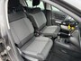 Citroën C3 1.2i 82 PK Feel Edition | Navigatie | Cruise Control | Climate Control | Mistlampen | Parkeersensoren | Apple Carplay / Android Auto | Airbumps | Elektrisch Pakket | Multifunctioneel Stuurwiel | Zwart Dak |