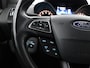 Ford Kuga 1.5 EcoBoost ST Line Nieuwe distributieriem, Apple Carplay/Android Auto, Bluetooth, Cruise control, Parkeersensor voor en achter, Een sportieve en comfortabele Ford Kuga 1.5 EcoBoost ST-Line uit 2018. Deze SUV combineert krachtige prestaties met een stijlvol design en is ruim van opties.
