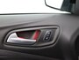 Ford Kuga 1.5 EcoBoost ST Line Nieuwe distributieriem, Apple Carplay/Android Auto, Bluetooth, Cruise control, Parkeersensor voor en achter, Een sportieve en comfortabele Ford Kuga 1.5 EcoBoost ST-Line uit 2018. Deze SUV combineert krachtige prestaties met een stijlvol design en is ruim van opties.
