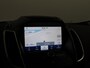 Ford Kuga 1.5 EcoBoost ST Line Nieuwe distributieriem, Apple Carplay/Android Auto, Bluetooth, Cruise control, Parkeersensor voor en achter, Een sportieve en comfortabele Ford Kuga 1.5 EcoBoost ST-Line uit 2018. Deze SUV combineert krachtige prestaties met een stijlvol design en is ruim van opties.