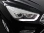 Ford Kuga 1.5 EcoBoost ST Line Nieuwe distributieriem, Apple Carplay/Android Auto, Bluetooth, Cruise control, Parkeersensor voor en achter, Een sportieve en comfortabele Ford Kuga 1.5 EcoBoost ST-Line uit 2018. Deze SUV combineert krachtige prestaties met een stijlvol design en is ruim van opties.