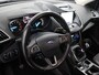 Ford Kuga 1.5 EcoBoost ST Line Nieuwe distributieriem, Apple Carplay/Android Auto, Bluetooth, Cruise control, Parkeersensor voor en achter, Een sportieve en comfortabele Ford Kuga 1.5 EcoBoost ST-Line uit 2018. Deze SUV combineert krachtige prestaties met een stijlvol design en is ruim van opties.