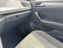 Volkswagen T-Roc 1.5 TSI Style DSG | Trekhaak | IQ.Light | ACC | massagefunctie | App-conn.