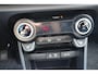 Kia Picanto 1.0 CVVT Design Edition Achteruitrijcamera/Cruise control/Climate control/Lederen bekleding/Navigatie/Elektrisch inklapbare spiegels/Licht metalen velgen/Led dagrijverlichting
