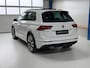Volkswagen Tiguan 1.4 TSI 4Motion Highline - NL AUTO - PANORAMADAK - AUTOMAAT - VIRTUAL COCKPIT - GROOT NAVIGATIE - TREKHAAK - CARPLAY - ADAPTIEVE CRUISE CONTROL