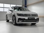 Volkswagen Tiguan 1.4 TSI 4Motion Highline - NL AUTO - PANORAMADAK - AUTOMAAT - VIRTUAL COCKPIT - GROOT NAVIGATIE - TREKHAAK - CARPLAY - ADAPTIEVE CRUISE CONTROL