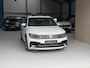 Volkswagen Tiguan 1.4 TSI 4Motion Highline - NL AUTO - PANORAMADAK - AUTOMAAT - VIRTUAL COCKPIT - GROOT NAVIGATIE - TREKHAAK - CARPLAY - ADAPTIEVE CRUISE CONTROL