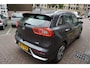 Kia Niro Hybrid 1.6 GDi DynamicLine Aut6 | LEER/ stof | Cruise + Lane | Apple Carplay/ Android Auto | 4/26 dealer beurt gehad |