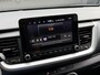 Kia Stonic 1.0 T-GDi MHEV ComfortLine / Trekhaak / Camera / Navigatie / Bluetooth / Sensoren Achter / Origineel Nederlands - NAP / DAB