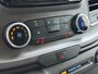Ford Transit Custom 300 2.0TDCI L2H1 Dubbele Cabine 6-Persoons Trekhaak Navi Camera Cruise Control Imperiaal Airco Stoelverwarming Pdc DC DAB Bluetooth Betonplex Vloer Wandbetimmering 2.750KG Trekgewicht Origineel Nederlandse Auto